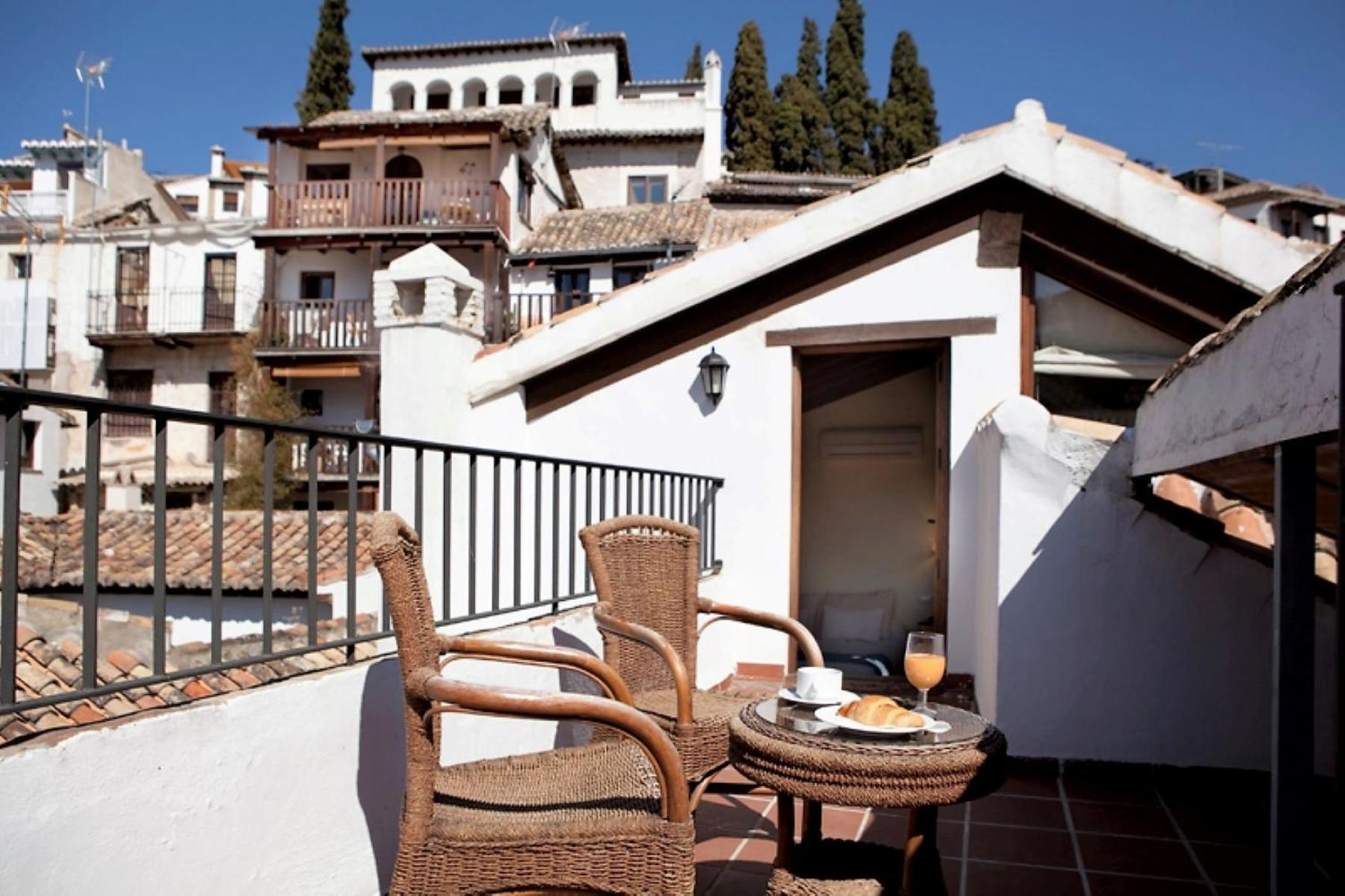 Charminghomesgranada Amanecer En Granada Exterior photo